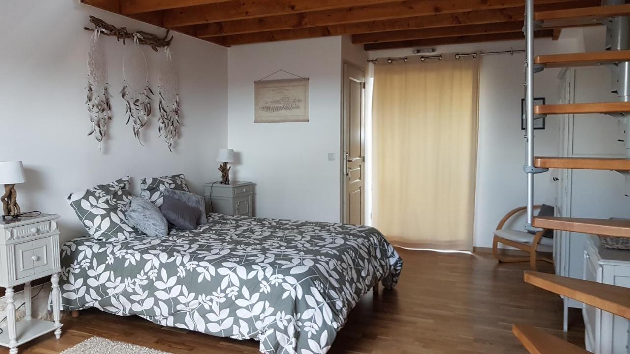 Le Pre De La Rue Bed & Breakfast Bouesse Exterior foto